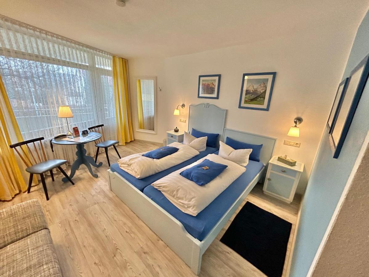 Haus Am Kurpark Hotel Schömberg Kültér fotó