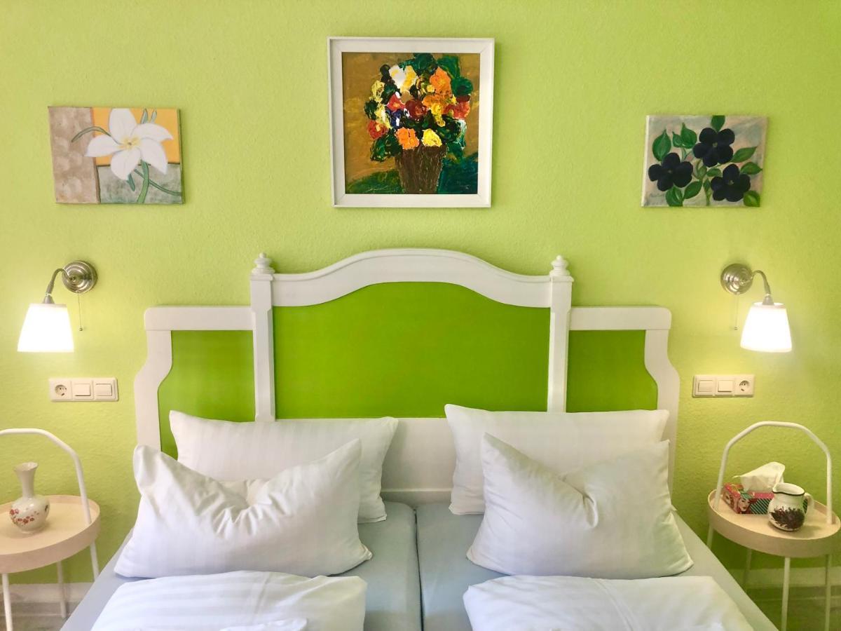 Haus Am Kurpark Hotel Schömberg Kültér fotó