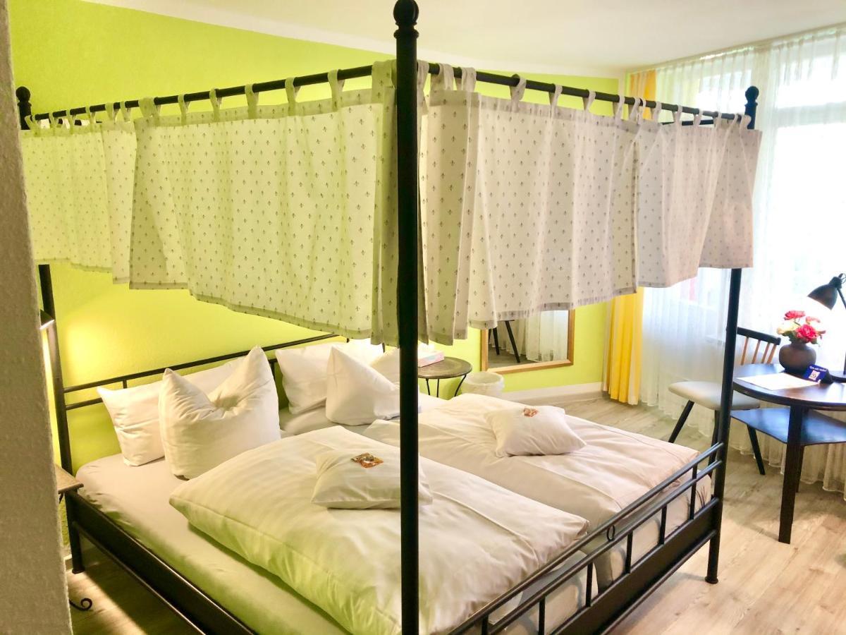 Haus Am Kurpark Hotel Schömberg Kültér fotó