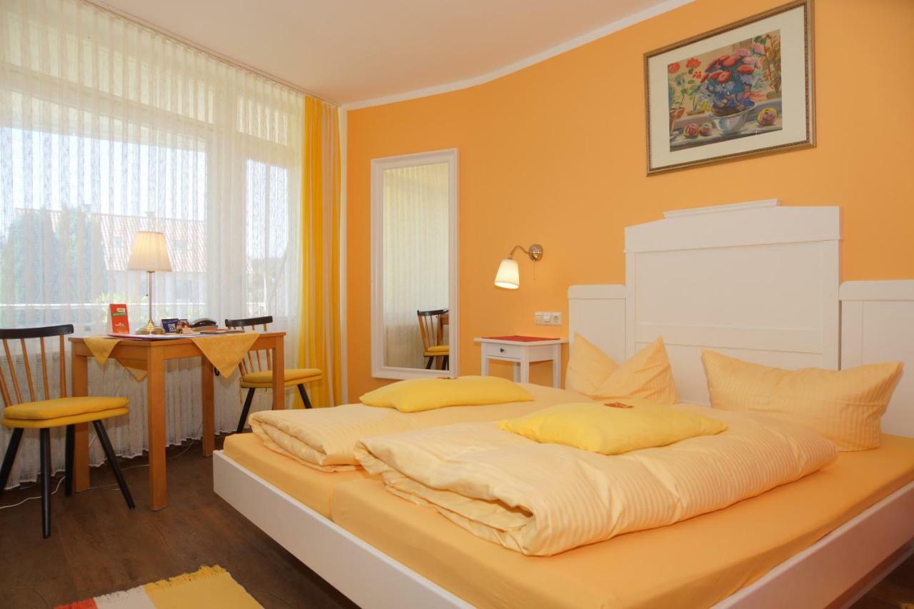 Haus Am Kurpark Hotel Schömberg Kültér fotó